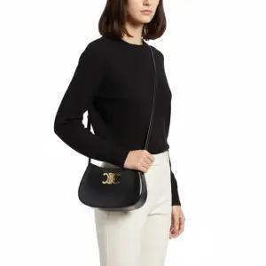 CELINE 25FW MEDIUM TILLY BAG IN SHINY CALFSKIN 115703BF4 38NO) 카프스킨 미디엄 틸리백)