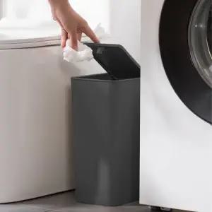 부드럽게 열리는 원터치 휴지통 인테리어 종량제 쓰레기통 블랙 소형 N414