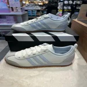 [슈마커] 아디다스 JS4462 VS조그 2.0 여성 스니커즈 발편한 운동화