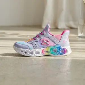 스케쳐스 인피니트 하트 라이트 (슬립 인스) 색상 LVMT 303755L