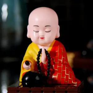 노호혼 인형 동자승 태양열 자동차 인테리어 흔들이 목탁치는스님 소품 용품 악세사리 흔들 필수차량