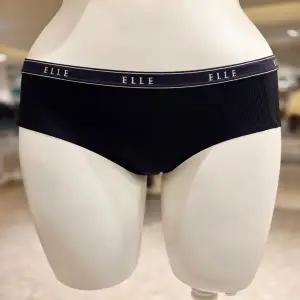 엘르이너웨어 블랙 ELLE로고 골지 아웃밴드 여성 심리스팬티 EEWBPR27BK