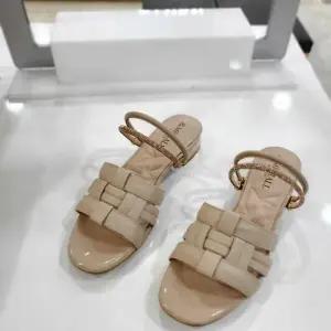 BY 여성 세미캐쥬얼 투웨이샌들124039G