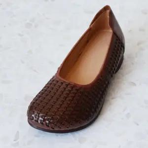 [롯데백화점]원더슈즈 천연소가죽 멜리나 컴포트 쿠션 미끄럼방지 플랫&단화 3CM P-S2031