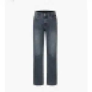 [롯데백화점]잠뱅이 남성) 딥한 컬러감의 기본 워싱 팬츠 AO1DIH103-DB