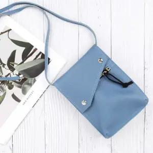 미니 크로스 슬림 체인 2스트랩 핸드폰 가방 블루 여성크로스 걸크러쉬 여성미니백