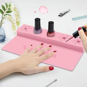 마이드리수 네일 폴리쉬 홀더, 실리콘 핸드레스트 매트 페인팅 도구 2 in 1 아트 액세서리 정리함 케이스 세트, 미끄럼 방지 병 스탠드 및 페디큐어 매니큐어용 손가락 분리기 핑크