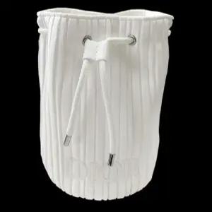 디올뷰티 플리츠 복주머니 파우치 / 디올쇼핑백