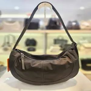 [오야니] 오야니 브레이드 크로스바디백 OCFBCB30009