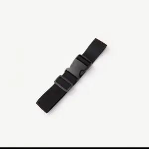 유아 가방 흘러내림 방지 끈 체스트 벨트 스트랩 고정 어깨 앞 버클 검정