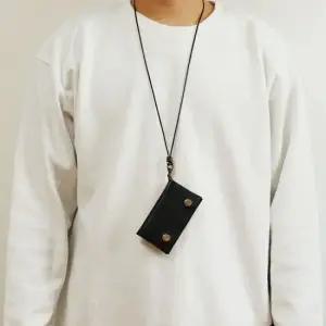 수제 가죽 직사각 목걸이 카드지갑 시크블랙 목걸이카드지갑 남성지갑 가죽지갑 미니지갑