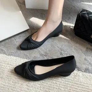 여자 2컬러 꼬임 포인트 여성스러운 방수 구두 장화 여성구두 장화구두 방수구두