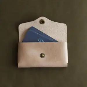 수제 가죽 홀스냅 명함 지갑 오일풀업 웜그레이