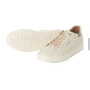 갤러리아 듀퐁슈즈 남성 스니커즈 PE2SMC2SN634PWH