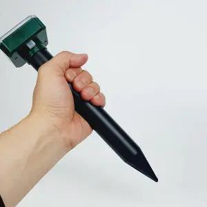 두더지 퇴치기 더지싹 초음파 진동 유해동물 퇴치 2개입