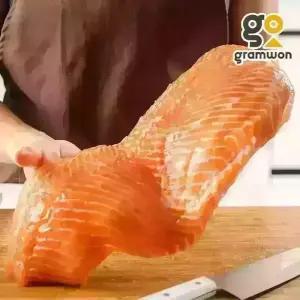 노르웨이 생연어 반마리 필렛 1.8kg 슈페리어등급 업소용 도매 통연어