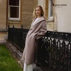 [런칭가179 900원] 25FW 울 알파카 버클 니트 코트 1종