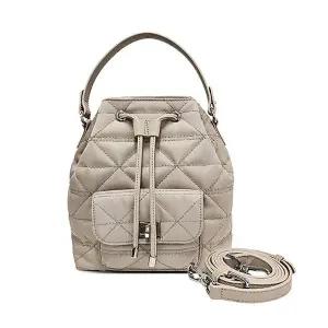 아비투먼트 소프트 퀼팅 버킷백(베이지)