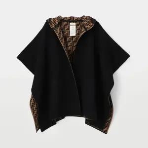 펜디 FF 리버시블 울 캐시미어 케이프 JFQ056