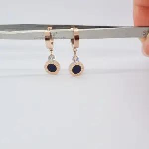 [제이커머스]팬던트 써지컬 귀걸이 2컬러 데일리귀걸이 써지컬귀걸이 써지컬스틸 로즈골드귀걸이