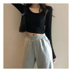 여성 FU25ZV31 기본 긴팔 세미크롭티 UC-0087