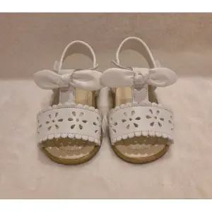 [롯데백화점]타티네쇼콜라 샤이닝샌들 TTOMFT025-T