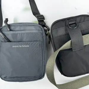 필수 소지품 체계적인 보관 넉넉한 수납 여러포켓 다양한 색상 미니 아웃도어 크로스백