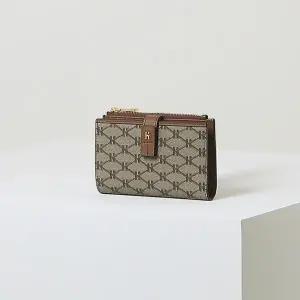 [헤지스](대구신세계)[HAZZYS ACC] 브라운 로고패턴 가죽 중지갑 HIWA5E884W2