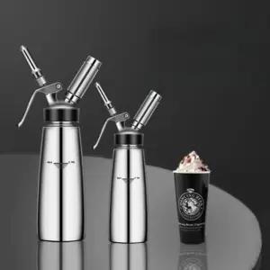 음료 거품 와플 디저트 휘핑건 생 휘핑 카페 휘퍼