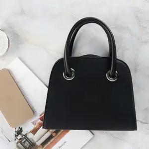 OP_M2249 토트크로스 여성토트백 여성가방 올리비아팝 여행보조가방 가방쟁이