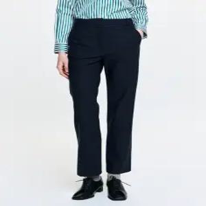 헤지스 여성 26SS 스트레이트핏 저지 슬랙스 네이비 HSPA6A102N2