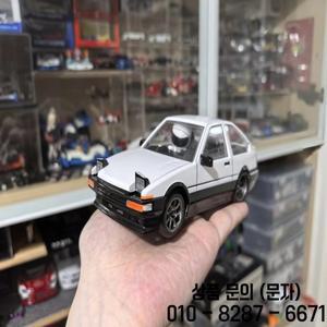 BMRX FLD 미니 1/28 베이징 비즈니스 AE86 후륜 구동 고속 드리프트 자동차 RC 원격 제어 모델 장식품