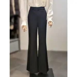 [갤러리아] ab.f.z 세미와이드 정장 부츠컷팬츠 ACA5HPA1G