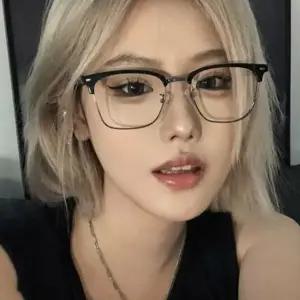 하금테 안경 청광 반뿔테 데일리 차단 안경 남성 스마트폰