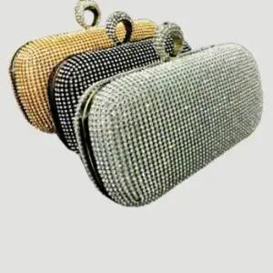 클러치가방 여성클러치백 파티 하객 파우치 큐빅 손가방