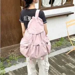 캐주얼 학생 나일론 백팩 지퍼수납 소지품 여행 가방 패딩 소지품