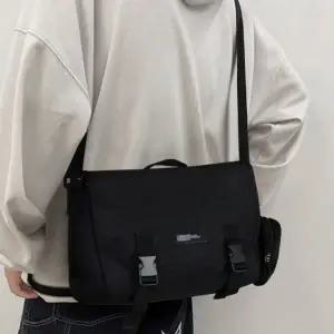 레더크로스백 여행용여성크로스백 남여공용 공용크로스백 버클 메신져 데일리