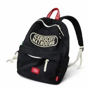 [웰빙창고] 아이스비스킷 심볼로고 포켓백팩 블랙