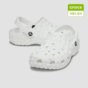 갤러리아 [크록스 본사](남여공용) 클래식 지오메트릭 클로그 209563-100
