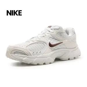 나이키 런닝화 우먼스 V5 RNR (IQ7577-121)