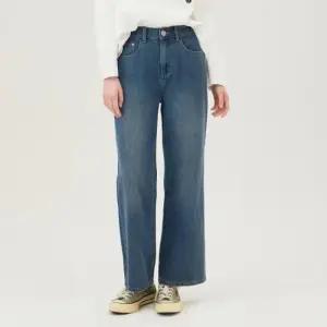 부클 와펜 쉐브론 데님 팬츠_BADPA3611