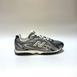 뉴발란스 204L 다크 실버 메탈릭 U204L1KP