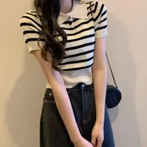 카라 DU57PU75 니트티 크롭반팔 스트라이프 포인트 여름 여성