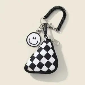 체크 파우치 스마일키링 고리 키홀더 가방꾸미기