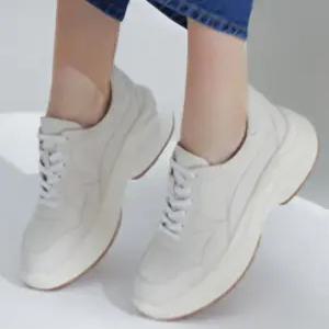 매그파이 에어홉 키높이 스니커즈