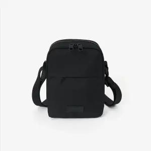 [휠라](광주신세계)[FILA] 에센셜 스몰 크로스백 (FS3BCH1330X_BLK)