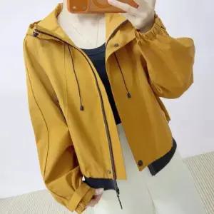 무천도사 여자 여사친 가을 바람막이 쇼트 잠바 긴팔 코트 KKE3