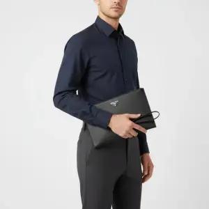 2NH005 PN9 F0002 사피아노 트라이앵글 로고 스트랩 클러치백