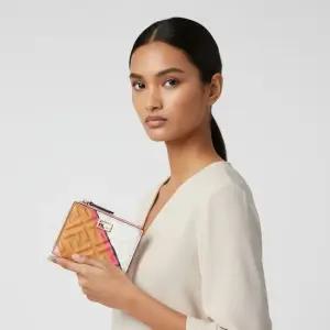 여성 FF로고 미디엄 월렛 8M0447 AK2K F0W52