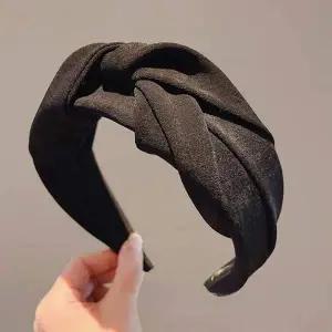 단색 꼬임 헤어밴드 헤어 액세서리 머리볼륨 사계절 편한코디